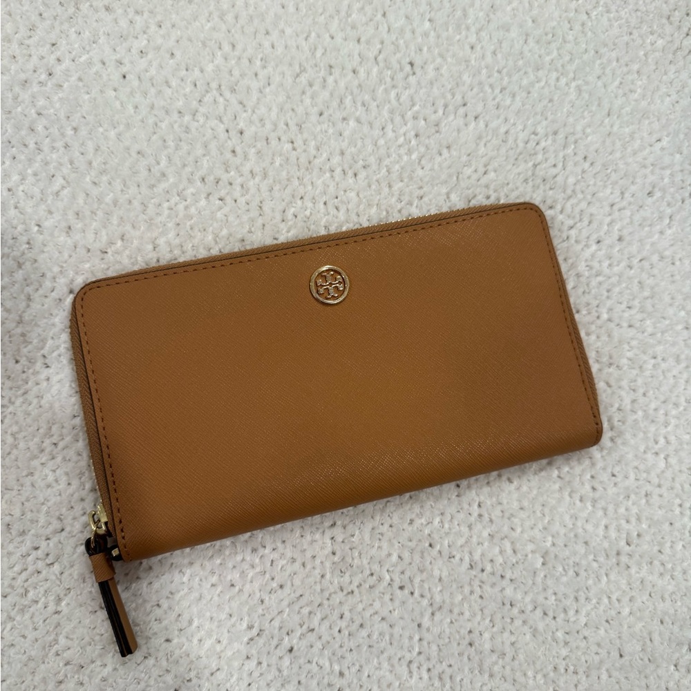 Tory Burch Wallet